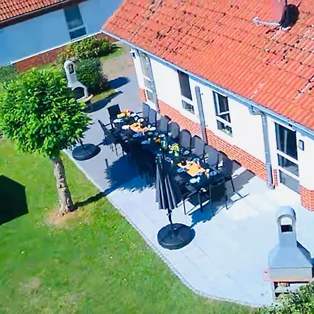 Feriehus Luettje Deichvilla Xl Wurster Nordseekuste
