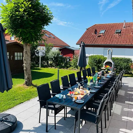 Feriehus Luettje Deichvilla Xl Wurster Nordseekuste